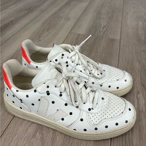 Veja V-10 Leather Polka Dot Sneakers Shoes Size US 7 EU 38 Lace Up White